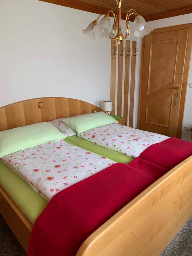 Biobergbauernhof Bergzeit Apartment In Goldegg Ngoại thất bức ảnh