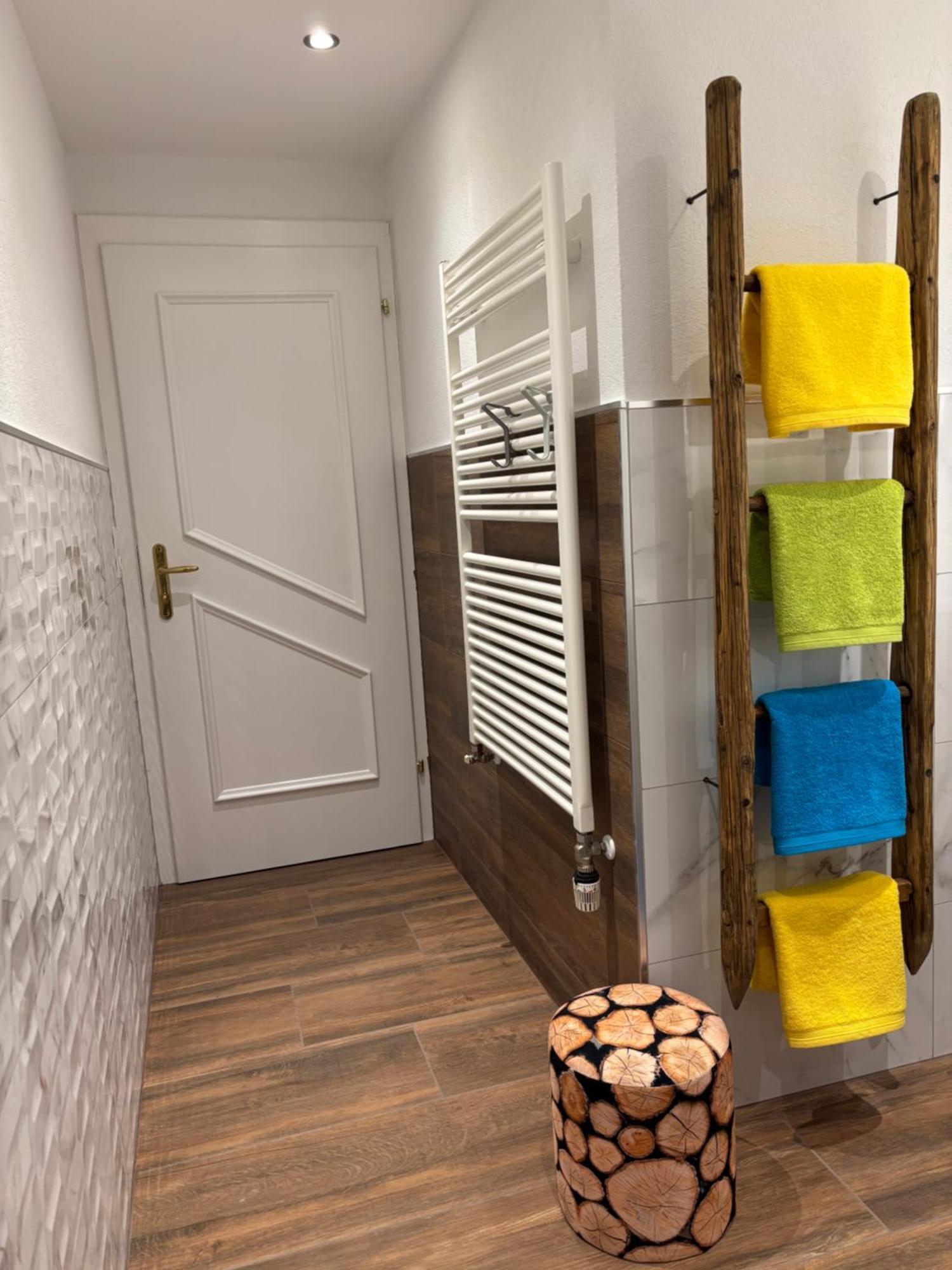 Biobergbauernhof Bergzeit Apartment In Goldegg Ngoại thất bức ảnh